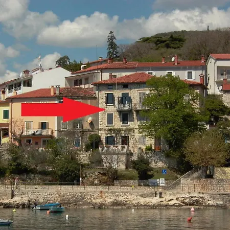 Beautiful Seaside 2 Bedroom Babina