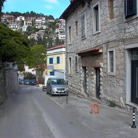 Beautiful Seaside 2 Bedroom Babina * Rabac