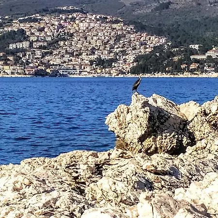 Apartment Beautiful Seaside 2 Bedroom Babina *