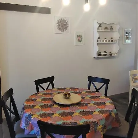 Beautiful Seaside 2 Bedroom Babina Rabac